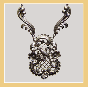 Antieke Zilveren Collier.Vogels - Bloemen. 0.800.