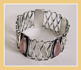 Zilveren Design Armband.Met RozenKwarts. Zilver 835. Denemarken.
