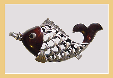 Unieke Zilveren Hanger. ' VIS - Karper '  Emaille - Sterling 925.