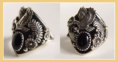 Antieke Zilveren Ring met Onyx.'ADELAAR'� Sterling 925.